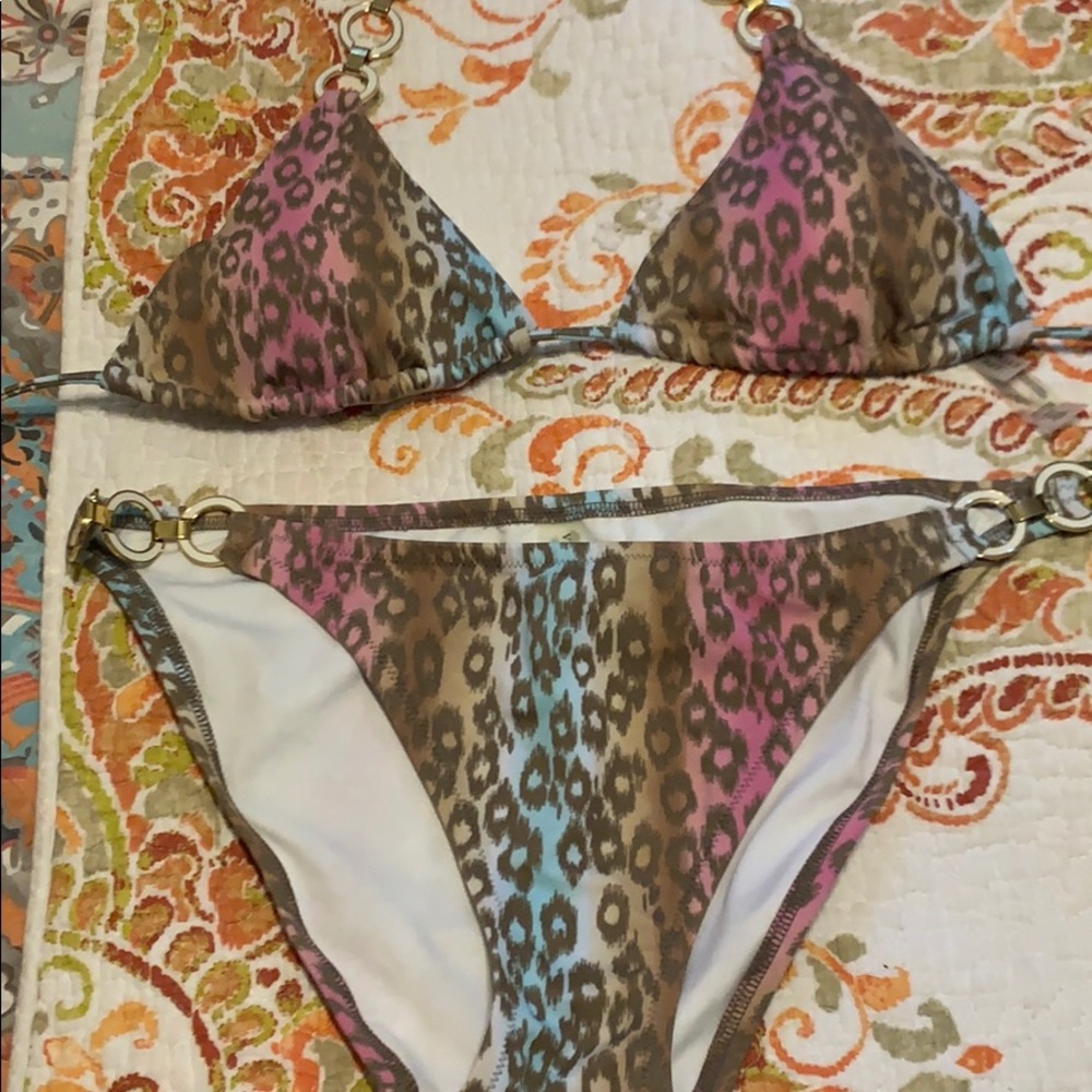 NWOT Victoria’s Secret Leopard Size M Bikini